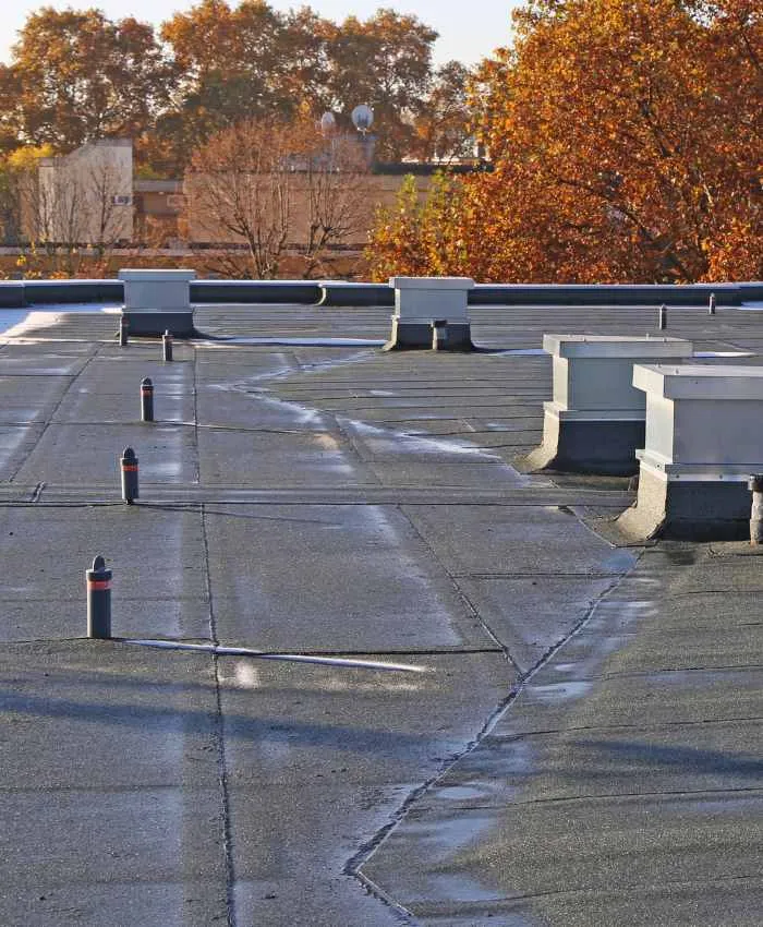 étanchéité de toiture terrasse à Montpellier en zone industrielle