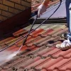 nettoyage de toitures à sète et démoussage sur tous types de toit